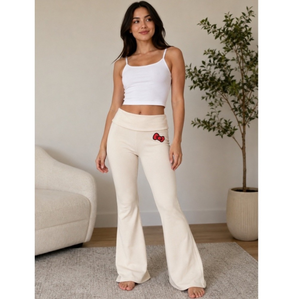Hello Kitty Cream Ribbed Flare Lounge Pants Red Bow Patch Women 1X New